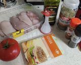 Foto del paso 1 de la receta: Pollo con queso y tomate