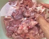 รูปขั้นตอนการทำที่ 1 ของ สูตรก๋วยเตี๋ยวน้ำตกเนื้อ
