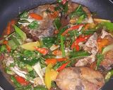 Foto langkah ke 4 dari resep #99 Ikan bumbu kecap.