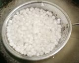 A picture of step 3 of Sabudana chivda /sago chivda.
