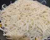 A picture of step 8 of Kids friendly Hakka noodles.