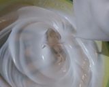 Foto langkah ke 2 dari resep Rainbow cake putih telur.
