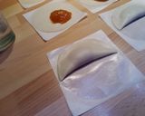 Foto del paso 2 de la receta: Empanadillas dulces (obleas)
