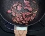 Foto langkah ke 2 dari resep MPASI : ati ayam + tahu (7 bln).
