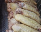 Foto del paso 1 de la receta Alitas de pollo con pisto