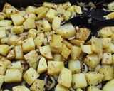 Foto del paso 3 de la receta: 🥔🧅🌶️ Guarnición picante de papas y cebolla al curry 🌶️ al horno 🌶️🧅🥔