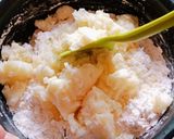 Foto langkah ke 2 dari resep Stik kentang keju.