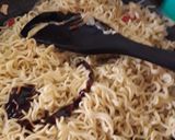 Foto langkah ke 4 dari resep 52. Mie Tek-tek Goreng.