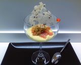 Foto del passaggio 4 della ricetta Tartare di salmone con crema di mango al peperoncino e frutto de