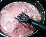 A picture of step 3 of Beetroot halwa.