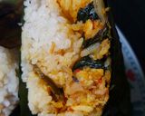 Foto langkah ke 8 dari resep Nasi Bakar Ayam Suwir Pedas.