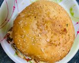 A picture of step 5 of Cheesy Veg Bun.