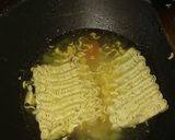 Foto langkah ke 4 dari resep Mie kuah spesial #23.