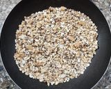 Foto del paso 1 de la receta: 🍎Tortilla dulce de manzana con avena, pasas y nueces🍎Postre sin azúcar, sin edulcorante, sin harina🍎