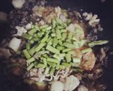 Foto langkah ke 4 dari resep Tumis Asparagus Seafood.