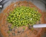 A picture of step 5 of Malai methi matar.
