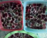 Foto langkah ke 5 dari resep Puding mozaik.