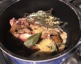 Une image de l'étape 4 de Bouillon de chevreau aux herbes et épices (anti gaspi).