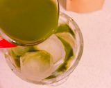Hình bước làm 5 của món Matcha Iced Latte