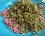 Foto del paso 2 de la receta: Mini albondiguitas de carne con berenjena y cebolla