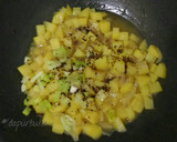Foto langkah ke 4 dari resep Loaded Breakfast Skillet.