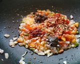 A picture of step 6 of Masala Veggies Bun.