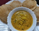 A picture of step 4 of Dahi aloo or poori.