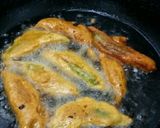 A picture of step 2 of Chilli Pakoras.