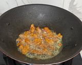 Foto langkah ke 3 dari resep Nasi Kulit Ayam dan Jukut Goreng.