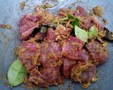 Foto langkah ke 5 dari resep Empal Gepuk Suwir Daging Sapi Khas Sunda.