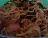 Foto langkah ke 4 dari resep Mie Goreng Simpel Enak Kenyang Sehat.