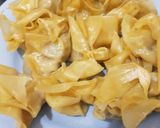 A picture of step 4 of Siomay/dimsum.