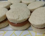 Foto del paso 4 de la receta: Alfajorcitos de maizena SIN MANTECA
