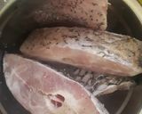 Foto langkah ke 1 dari resep Sup ikan mentimun.
