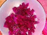 Pudding Susu Buah Naga