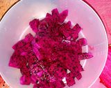 Foto langkah ke 1 dari resep Pudding Susu Buah Naga.