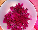 Foto langkah ke 1 dari resep Pudding Susu Buah Naga.