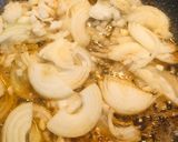 Túrós-hagymás galuska recept fázis 3 fotója