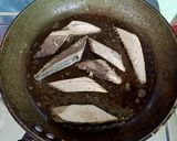 Foto langkah ke 2 dari resep Oseng oseng suwir ikan tongkol kemangi.