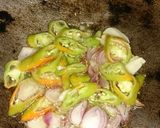 Foto langkah ke 2 dari resep Jamur Sawit Cabe Hijau.