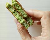Foto langkah ke 7 dari resep Japanese Matcha Souffle Pancake.