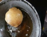 A picture of step 6 of Aloo Poori.