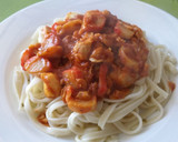 Foto del paso 4 de la receta: Fideos con salsa de merluza y bastoncitos de mar (Fáciles!)
