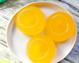 Foto langkah ke 5 dari resep Orange Lychee Silky Pudding.