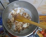 A picture of step 1 of Maini fry.