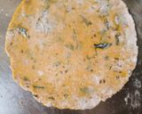 A picture of step 2 of Methi Paratha.