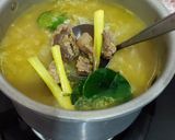 Foto langkah ke 4 dari resep Soto Daging Sapi Kuah Santan (Simple).