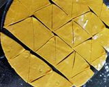A picture of step 2 of Cheesy Nachos.