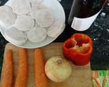 Foto del paso 1 de la receta: Merluza con salsa de verduras al estilo toma pan y moja