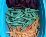 Foto del paso 3 de la receta: Ensalada de betabel, zanahoria y ejotes